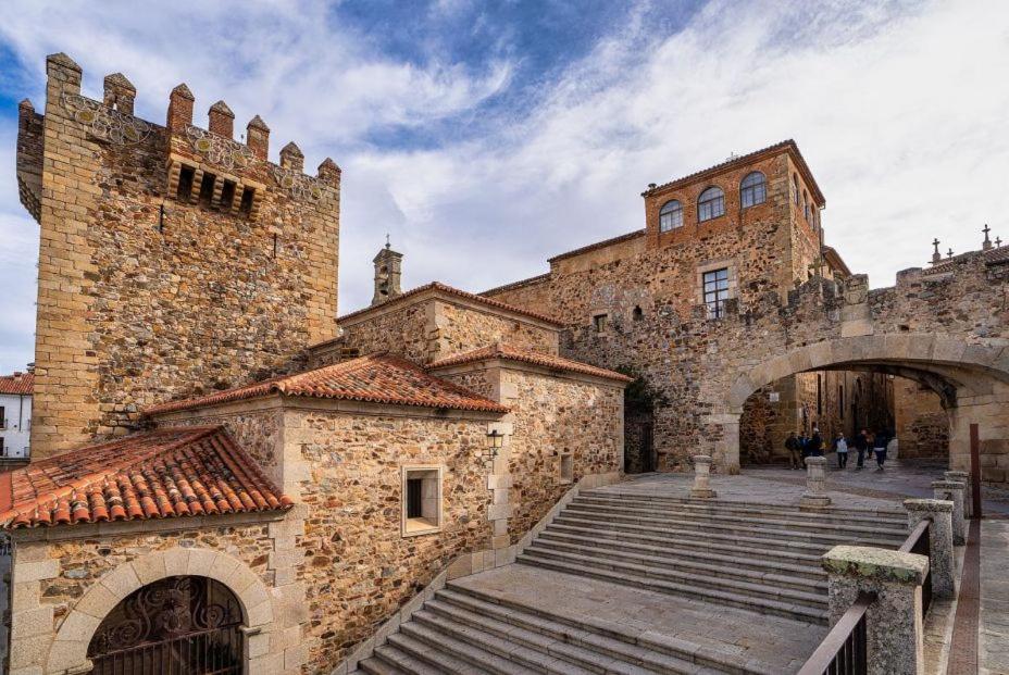 Apartamento La Almena 1 Junto A Plaza Mayor,2 Habitaciones, Parking Gratuito Caces 외부 사진
